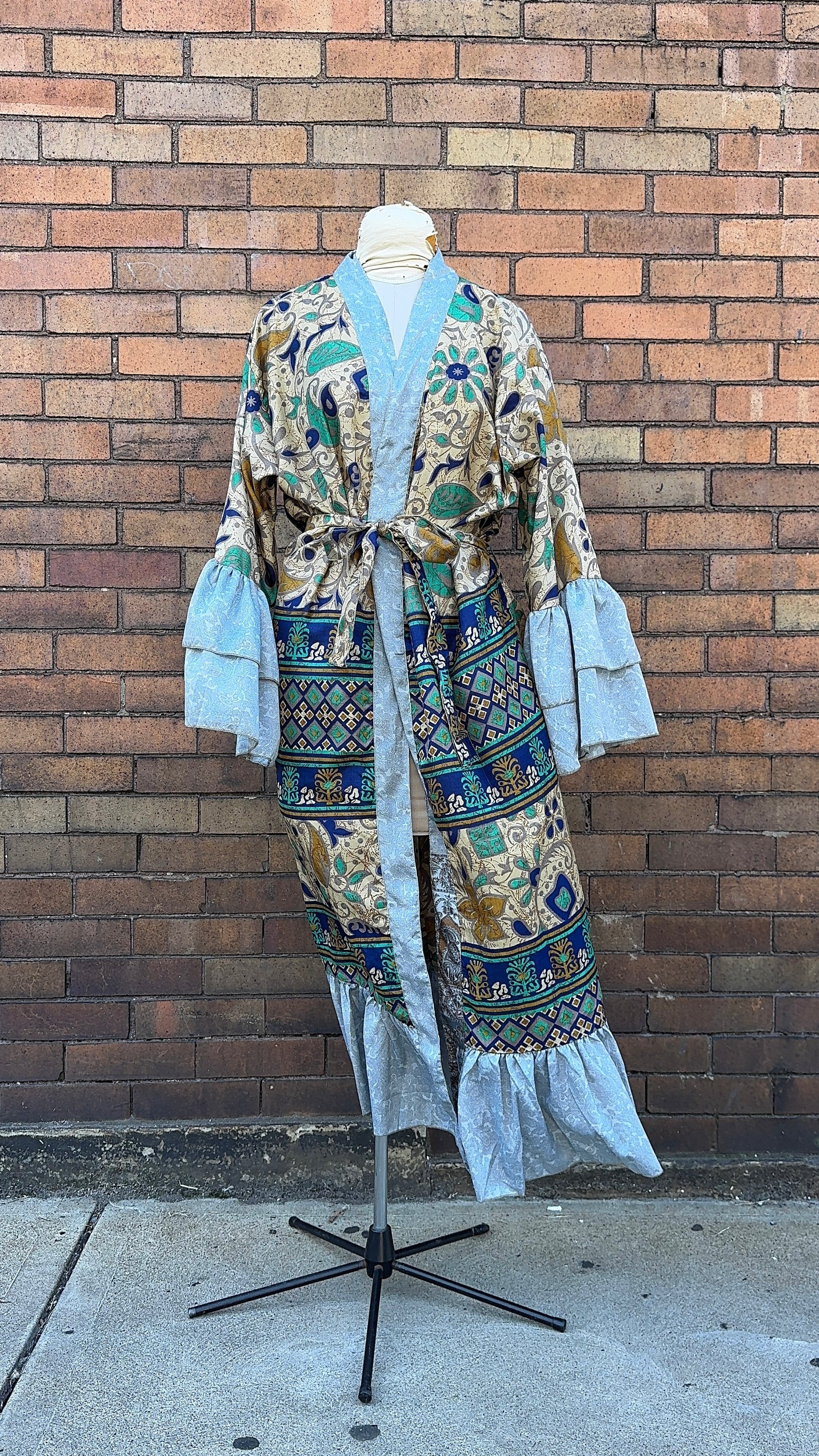 Gillian Robe