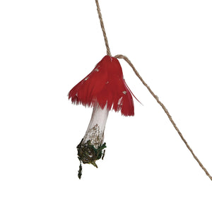 FEATHERED MUSHROOM GARLAND